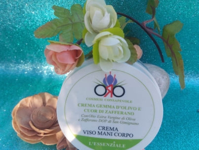 Crema viso mani corpo